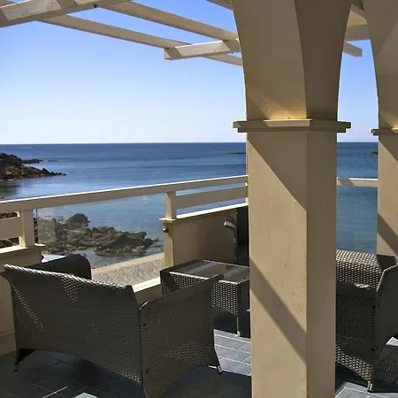 Apartament Amateia *