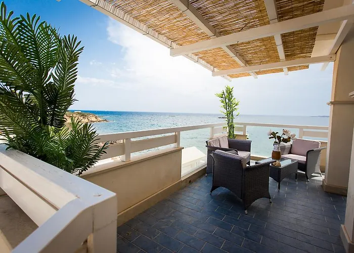 阿玛特伊亚别墅公寓 *